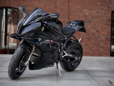2024 BMW S 1000 RR, чёрный, 2100000 рублей, вид 4