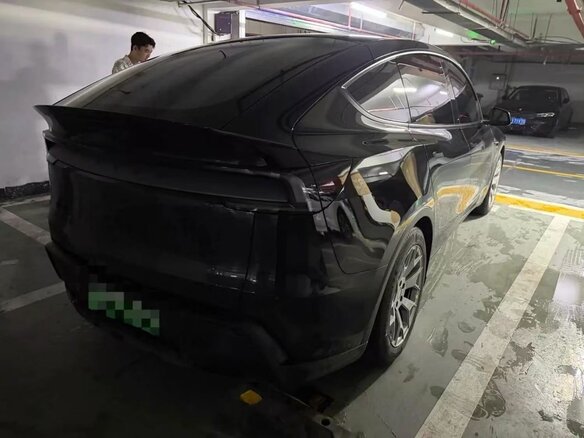 2026 Tesla Model Y Long Range I Рестайлинг, чёрный - вид 6