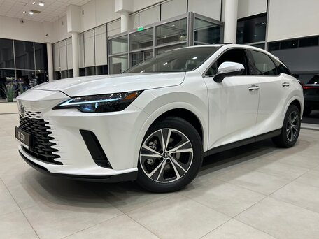 Lexus RX V