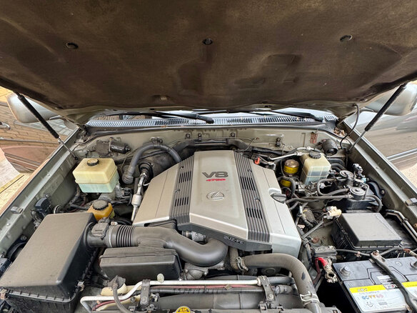 1998 Lexus LX 470 II, серый, 2200000 рублей - вид 21