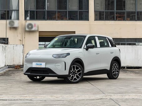 2026 Leapmotor A10 53 kWh, серебристый, 2199000 рублей, вид 1