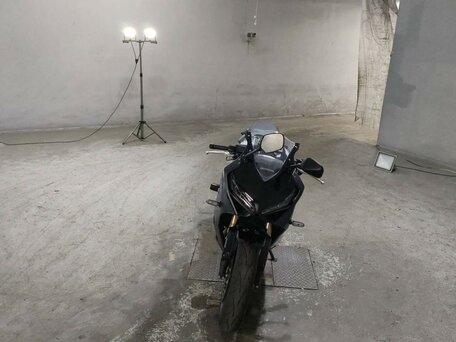 2022 Honda CBR 650R, чёрный, 999000 рублей, вид 3