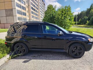 2012 Mitsubishi Outlander II Рестайлинг, чёрный, 1300000 рублей, вид 4