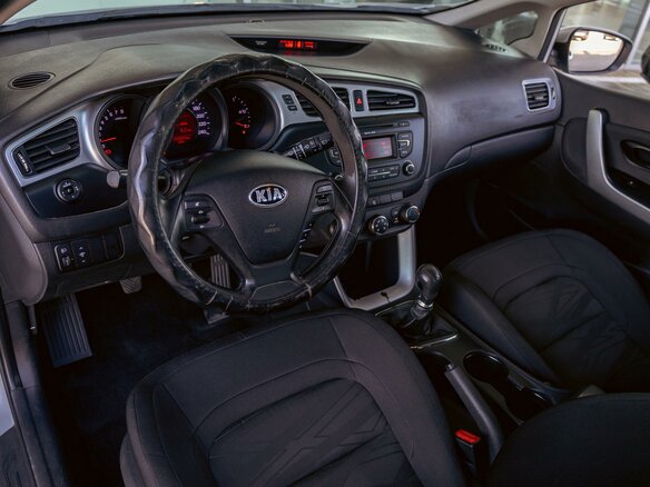 2013 Kia Ceed II, серебристый, 795000 рублей - вид 12