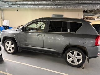 2012 Jeep Compass I Рестайлинг, серый, 3000000 рублей, вид 5