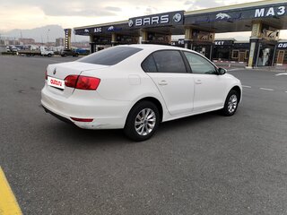 2014 Volkswagen Jetta VI, белый, 500000 рублей, вид 4