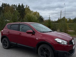 2013 Nissan Qashqai I Рестайлинг, красный, 980000 рублей, вид 1