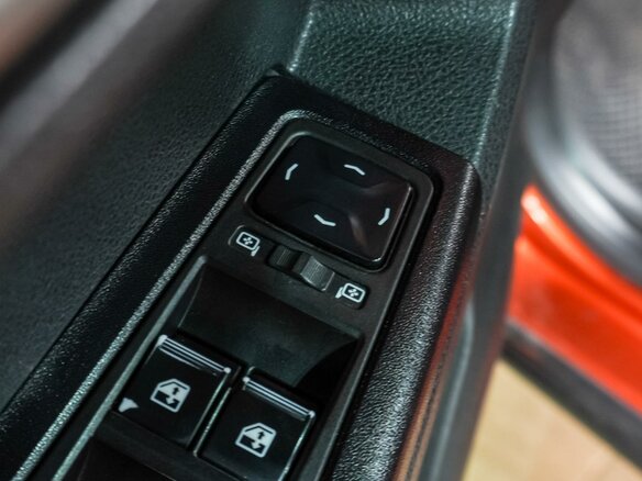 2020 Lada (ВАЗ) Vesta SW Cross I, оранжевый, 1029000 рублей - вид 16
