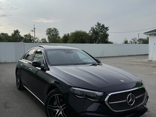 2024 Mercedes-Benz E-Класс 300 VI (W214, S214), чёрный, 7795000 рублей, вид 1