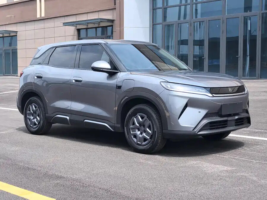 Открыть фотографии: BYD Yuan Up