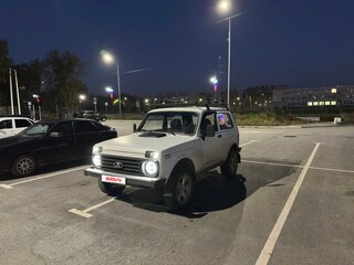 2004 Lada (ВАЗ) 2121 (4x4) I Рестайлинг, белый, 330000 рублей, вид 2