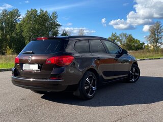 2013 Opel Astra J Рестайлинг, коричневый, 739000 рублей, вид 4
