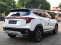 2023 Kia Seltos I Рестайлинг, белый, 1900700 рублей - вид 5