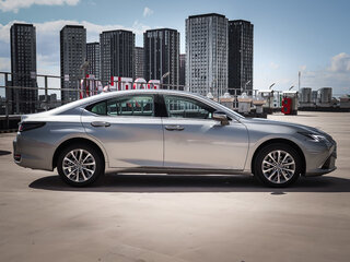 2025 Lexus ES 200 VII Рестайлинг 2, серый, 5990000 рублей, вид 4