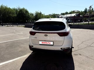 2021 Kia Sportage IV Рестайлинг, белый, 2900000 рублей, вид 4