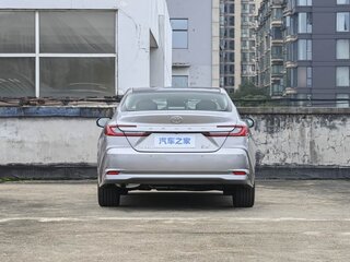 2026 Toyota Camry IX (XV80) China Market, серебристый, 4250000 рублей, вид 4