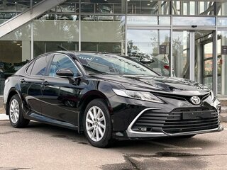 2021 Toyota Camry VIII (XV70) Рестайлинг, чёрный, 3125000 рублей, вид 3