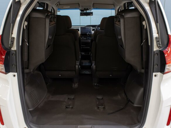 2017 Honda Freed II, белый, 1680000 рублей - вид 23