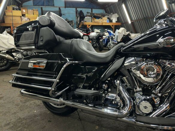 2013 Harley-Davidson Electra Glide, чёрный, 1050000 рублей - вид 23