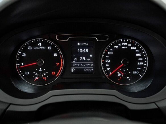 2014 Audi Q3 I (8U), белый, 1637000 рублей - вид 8