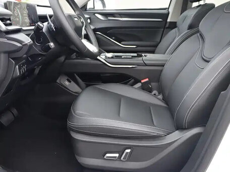2023 Haval H6 III, белый, 1390000 рублей, вид 3