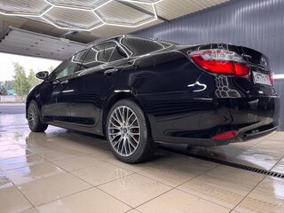 2017 Toyota Camry VII (XV50) Рестайлинг 2, чёрный, 2450000 рублей, вид 5