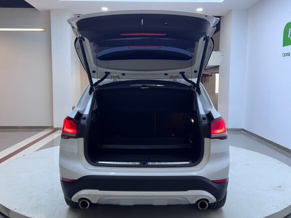 2023 BMW X1 Long 20Li sDrive II (F48) Рестайлинг, белый, 2965000 рублей - вид 7