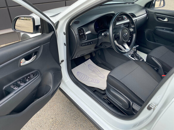 2020 Kia Rio X-Line IV, белый - вид 8