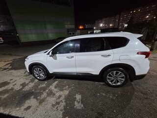 2020 Hyundai Santa Fe IV, белый, 2000000 рублей, вид 3