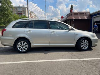 2004 Toyota Avensis II, серебристый, 750000 рублей, вид 3