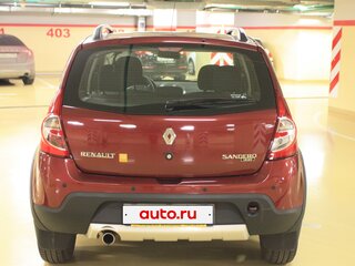 2012 Renault Sandero Stepway I, красный, 850000 рублей, вид 2
