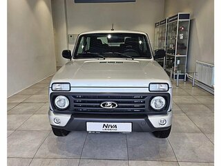 2026 Lada (ВАЗ) Niva Legend I Рестайлинг, серебристый, 1346400 рублей, вид 2