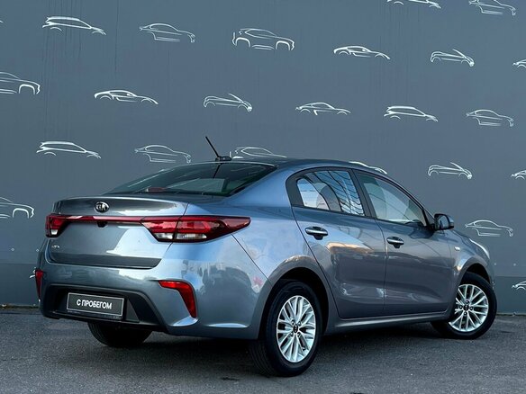 2020 Kia Rio IV, серый, 1642200 рублей - вид 1