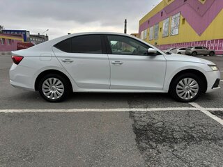 2021 Skoda Octavia IV (A8), белый, 1360000 рублей, вид 2
