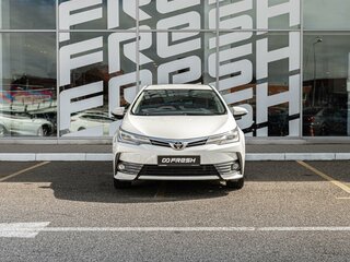 2017 Toyota Corolla XI (E160, E170, E180) Рестайлинг 1, белый, 1720000 рублей, вид 3