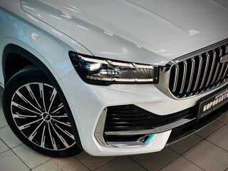 2024 Geely Monjaro (Xingyue L) I Рестайлинг (China Market), белый, 3699000 рублей, вид 3