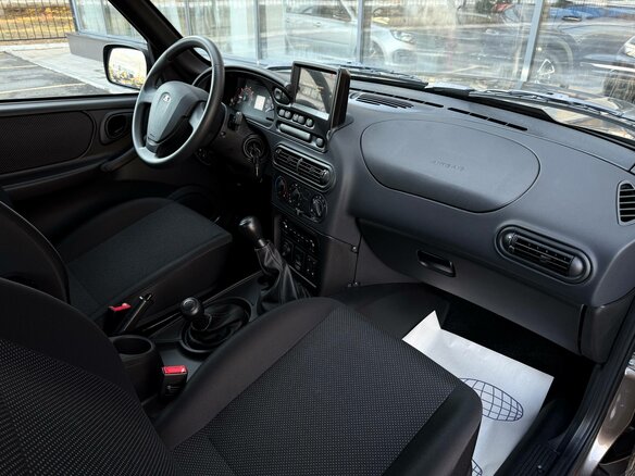 2026 Lada (ВАЗ) Niva Travel I Рестайлинг, коричневый, 1737000 рублей - вид 13