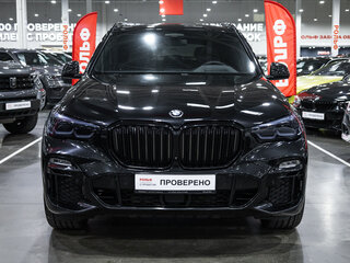 2018 BMW X5 40i IV (G05/G18), чёрный, 5500000 рублей, вид 3