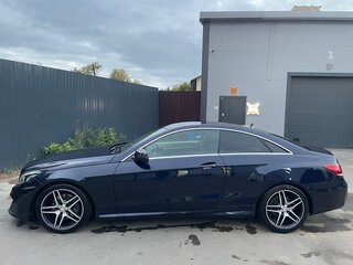 2015 Mercedes-Benz E-Класс 200 IV (W212, S212, C207) Рестайлинг, синий, 1550000 рублей, вид 2