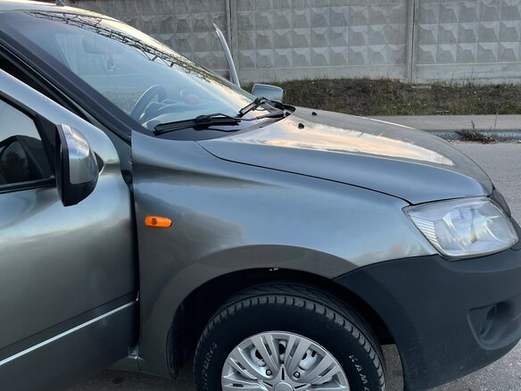2013 Lada (ВАЗ) Granta I, серебристый, 300000 рублей - вид 12