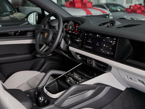 2026 Porsche Cayenne Coupé III Рестайлинг, чёрный, 17400000 рублей - вид 9