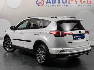 2017 Toyota RAV4 IV (XA40) Рестайлинг, белый, 2858000 рублей, вид 2