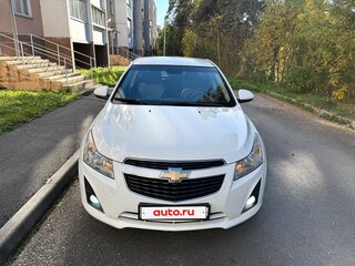 2013 Chevrolet Cruze I Рестайлинг, белый, 745000 рублей, вид 1