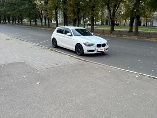 2012 BMW 1 серии 116i II (F20/F21), белый, 750000 рублей, вид 3