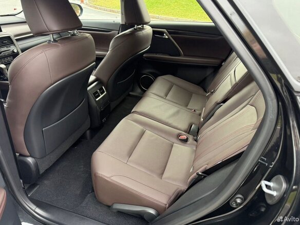 2022 Lexus RX 450h IV Рестайлинг, чёрный, 7520000 рублей - вид 13