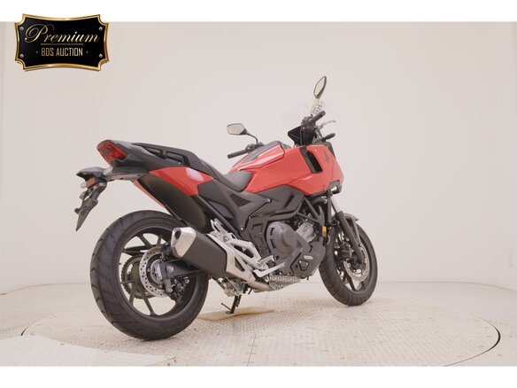 2026 Honda NC 750X, красный, 1350000 рублей - вид 1