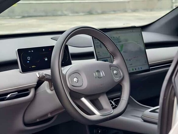 2026 Changan Qiyuan A06 28.39 kWh, серый, 2400000 рублей - вид 10