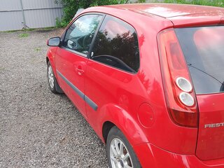2006 Ford Fiesta Mk5, красный, 400000 рублей, вид 2