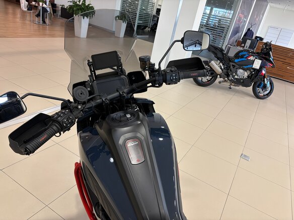 2025 Harley-Davidson CVO Pan America, серый, 3290000 рублей - вид 2