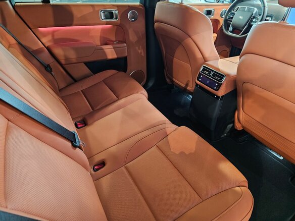 2026 Li Auto (Lixiang) L7 52.3 kWh I Рестайлинг, серый - вид 10
